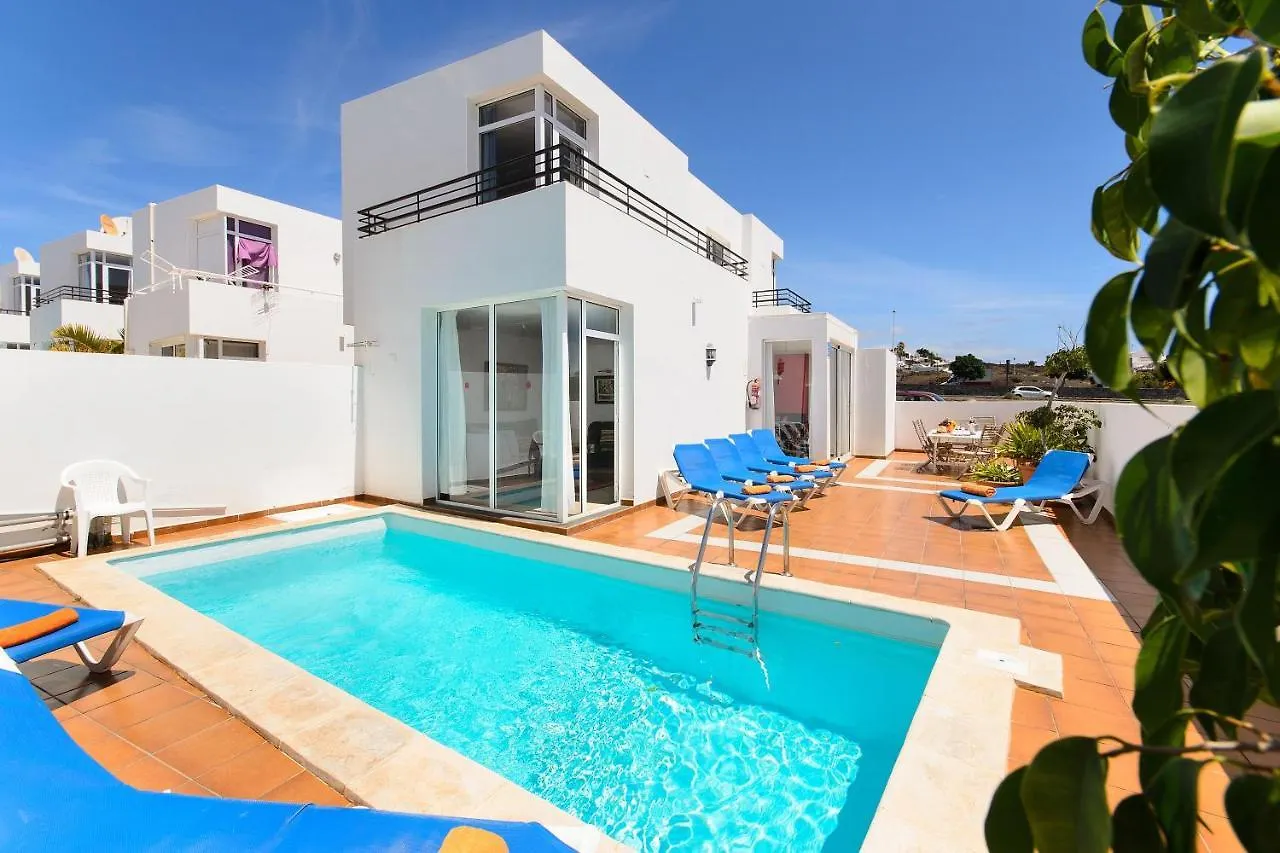 Luis I Villa Puerto del Carmen  Spain