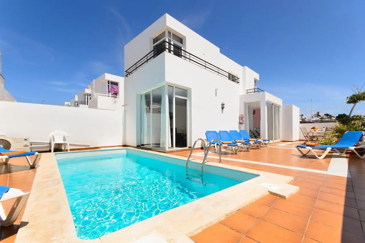 Luis I Villa Puerto del Carmen